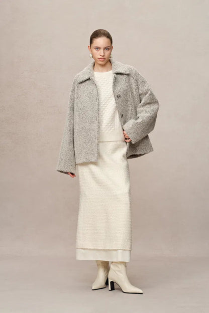 Blossom Detachable Fur Collar Coat in Wool