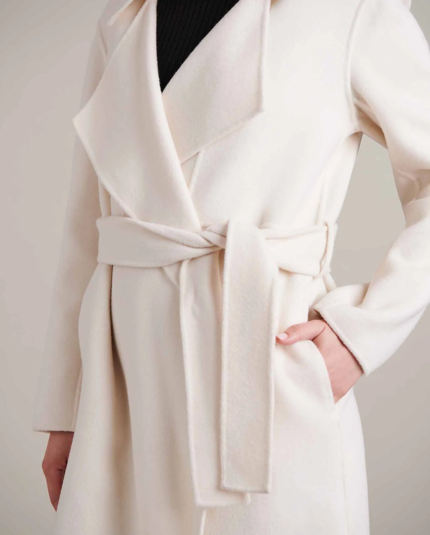 Hamida Ladies Chesterfield Coat