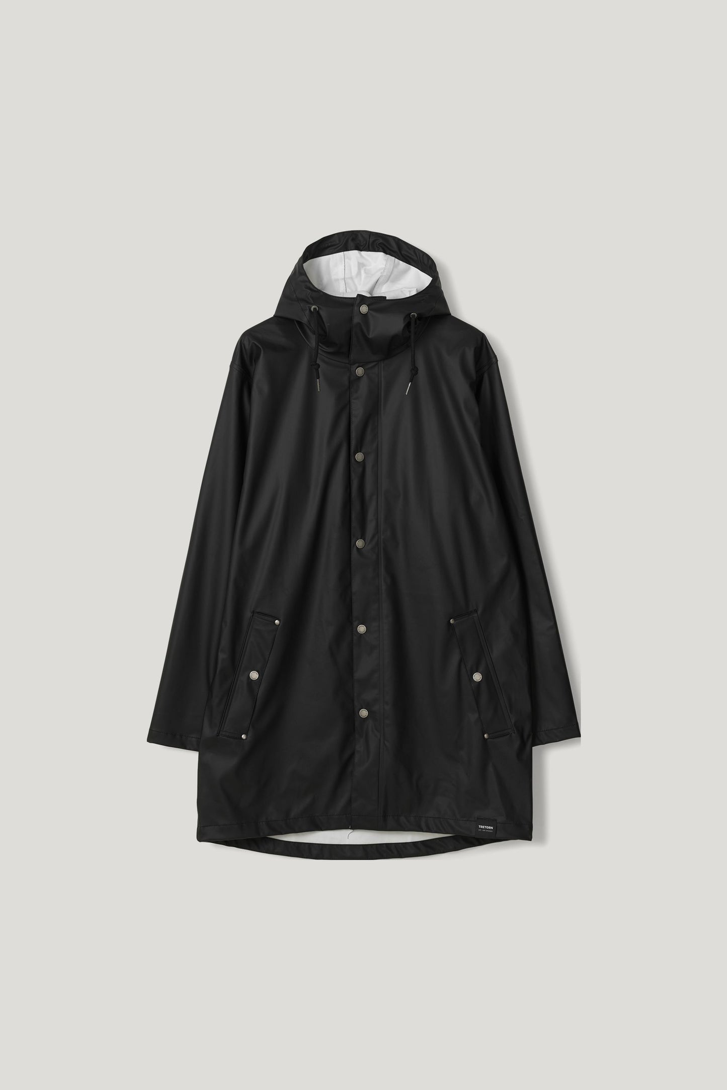 Timeless rain jacket made from recycled PU material.